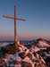 Крест и триангулятор - верхние точки горы Ольховой