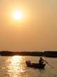 51. Озеро Тонле-Сап является крупным природном водемом во внутренней территории страны, и из-за своей площади 2,6 тыс квадратных километра иногда называется морем. За 5 часов его можно пересечь на скоростной лодке, и попасть в столицу – г. Пномпень.